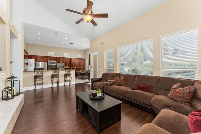 409 Misty Haven Ct, Roseville, CA 95661