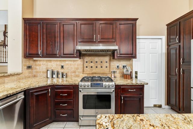 409 Misty Haven Ct, Roseville, CA 95661