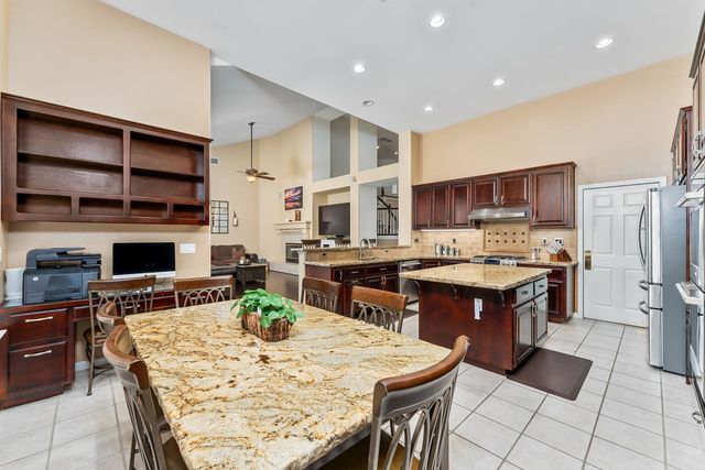 409 Misty Haven Ct, Roseville, CA 95661