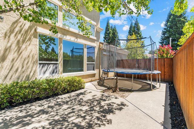 409 Misty Haven Ct, Roseville, CA 95661