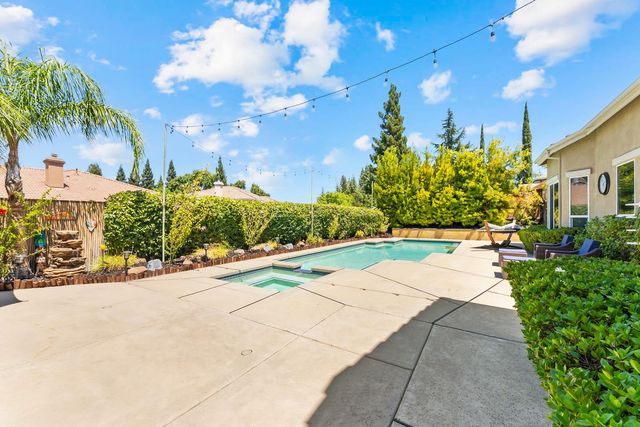 409 Misty Haven Ct, Roseville, CA 95661