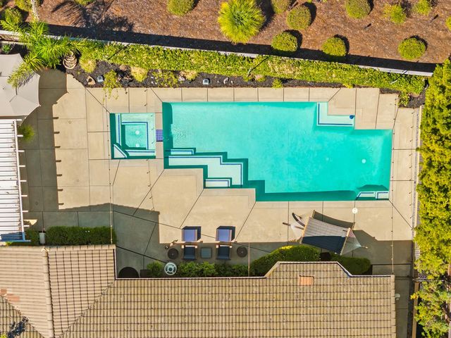 409 Misty Haven Ct, Roseville, CA 95661
