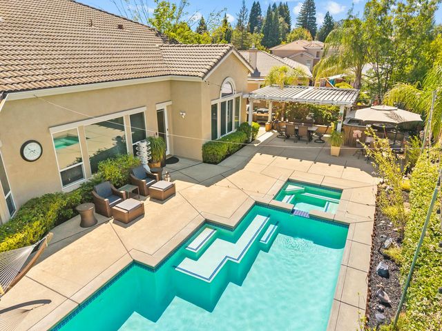409 Misty Haven Ct, Roseville, CA 95661