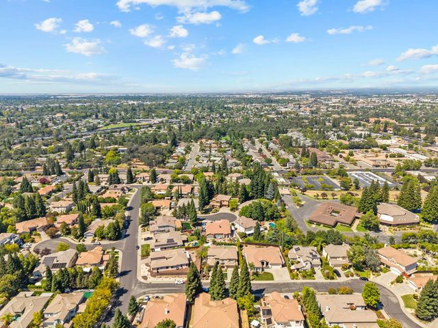 409 Misty Haven Ct, Roseville, CA 95661