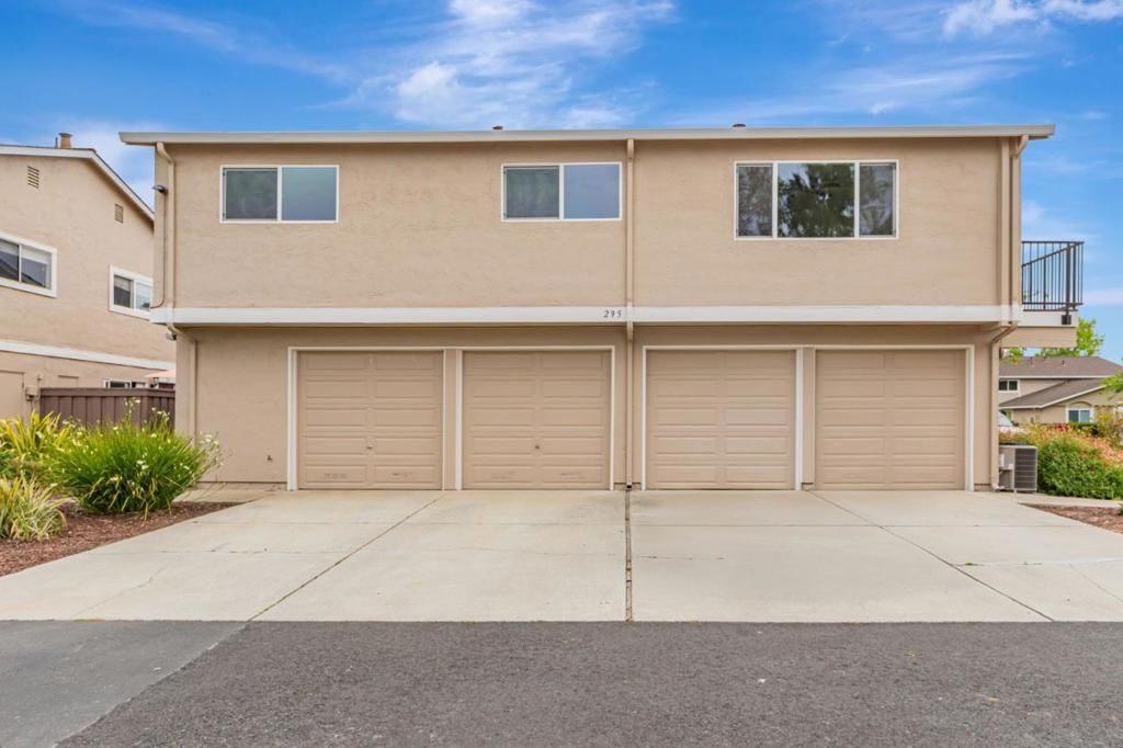 295 Rio Verde Place 4, Milpitas, CA 95035