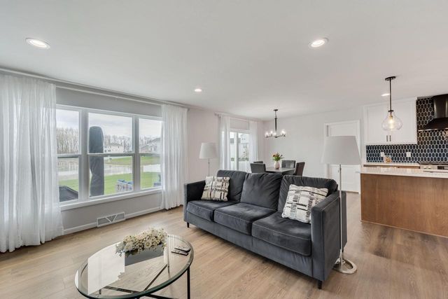 N53W19853 Kingair DRIVE, Menomonee Falls, WI 53051