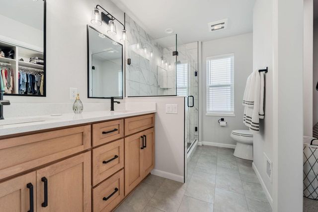 N53W19853 Kingair DRIVE, Menomonee Falls, WI 53051