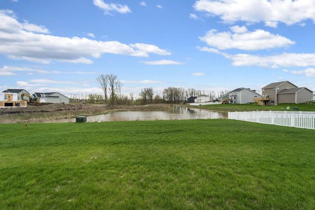 N53W19853 Kingair DRIVE, Menomonee Falls, WI 53051