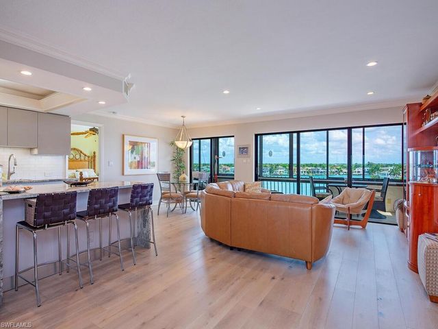 3430 Gulf Shore BLVD N 6C, Naples, FL 34103