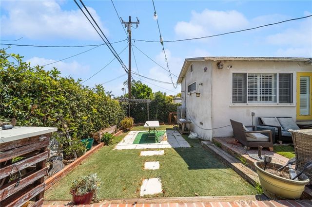 7323 W 91st, Los Angeles, CA 90045
