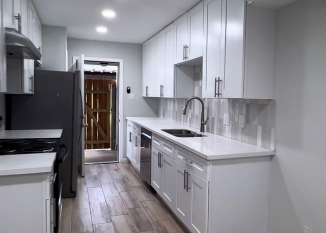 10126 Emnora Lane, Houston, TX 77080