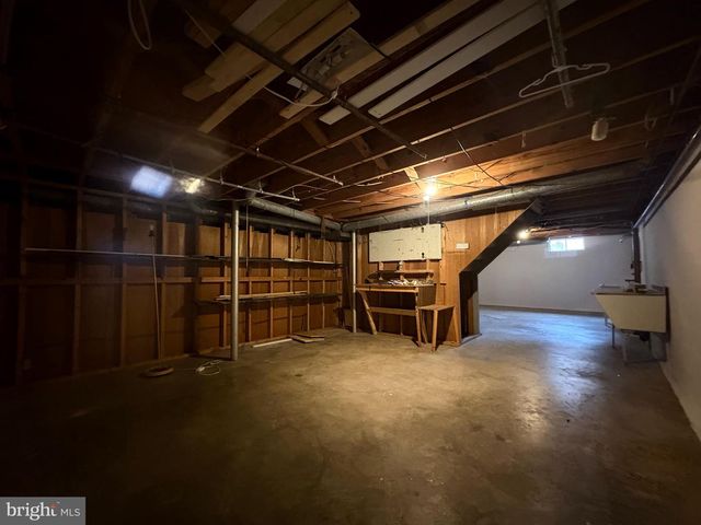 2325 WILSON BLVD, Winchester, VA 22601