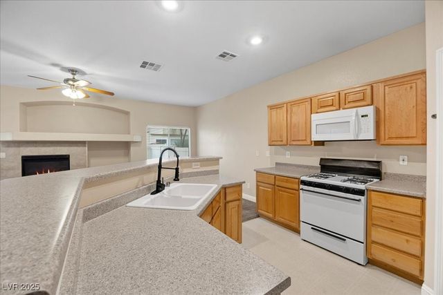 3412 Robust Robin Place 3, North Las Vegas, NV 89084