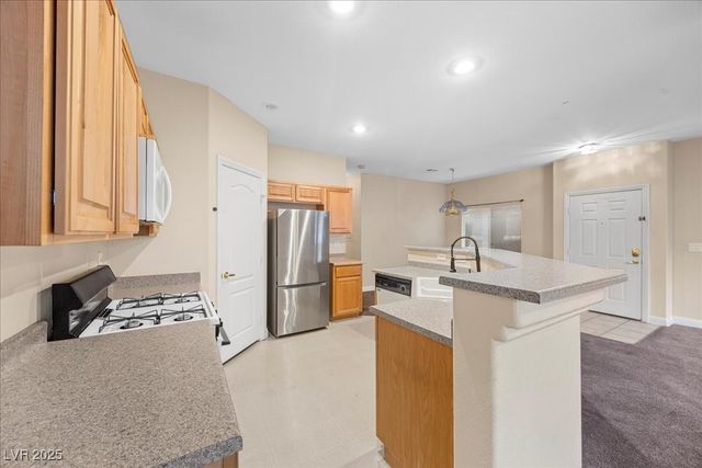 3412 Robust Robin Place 3, North Las Vegas, NV 89084