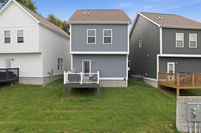 1039 Saddlestone Dr, Hermitage, TN 37076