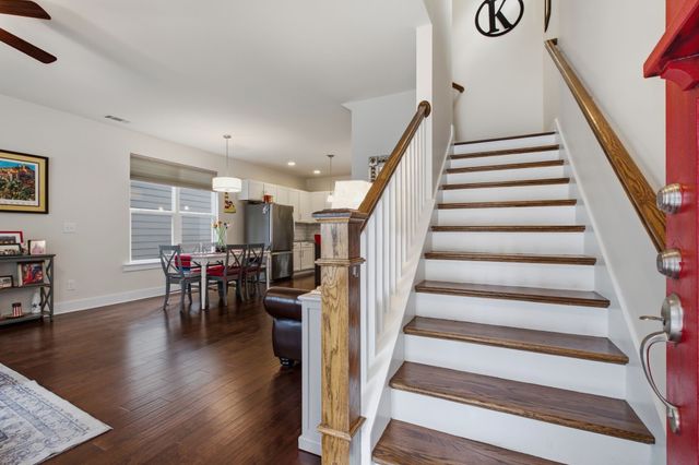1039 Saddlestone Dr, Hermitage, TN 37076