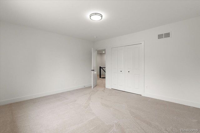 8774 Speedway Drive, Shelby Charter Township, MI 48317