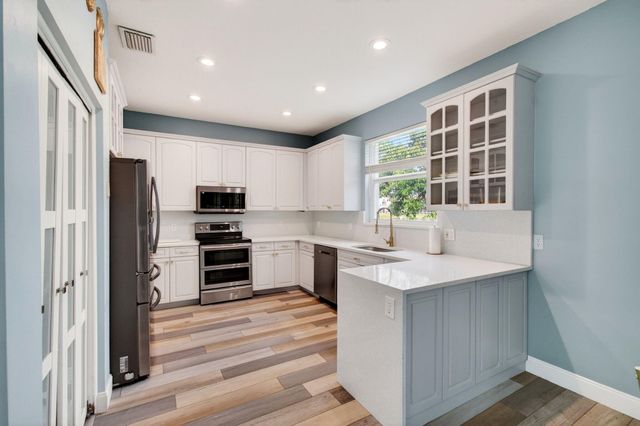 7350 Anadale Circle, Lake Worth, FL 33467