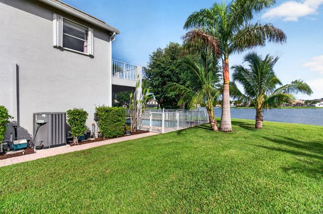 7350 Anadale Circle, Lake Worth, FL 33467