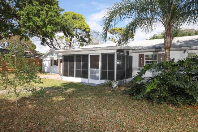 1000 GANTT AVENUE, Sarasota, FL 34232