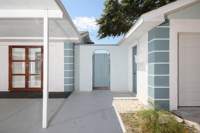 1000 GANTT AVENUE, Sarasota, FL 34232