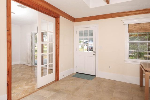 1000 GANTT AVENUE, Sarasota, FL 34232