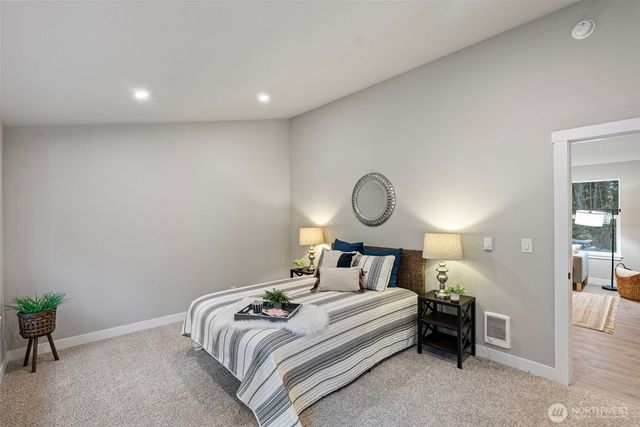 9921 148th Avenue NW, Gig Harbor, WA 98329