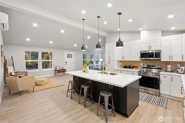 9921 148th Avenue NW, Gig Harbor, WA 98329