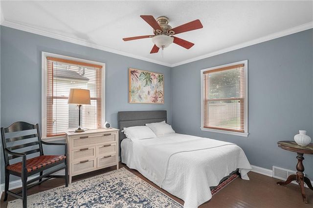 5315 W 71st Terrace, Prairie Village, KS 66208
