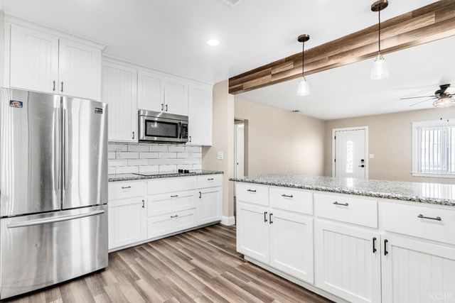 343 Walnut Street, Lemoore, CA 93245