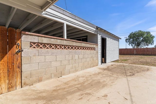 343 Walnut Street, Lemoore, CA 93245
