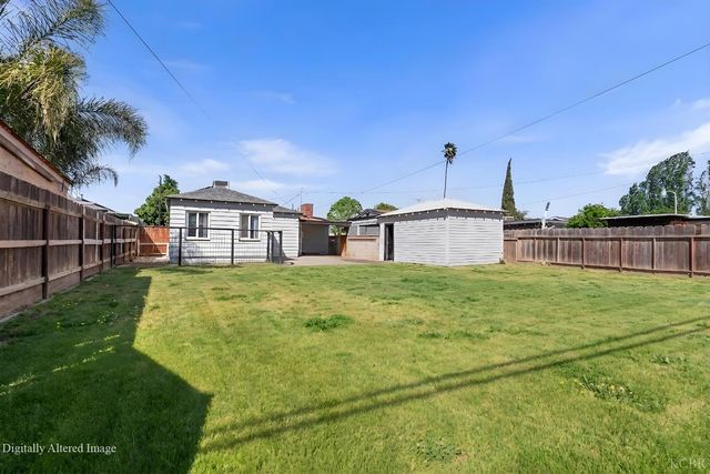 343 Walnut Street, Lemoore, CA 93245