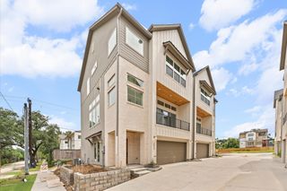 2932 Michaux Street, Houston, TX 77009