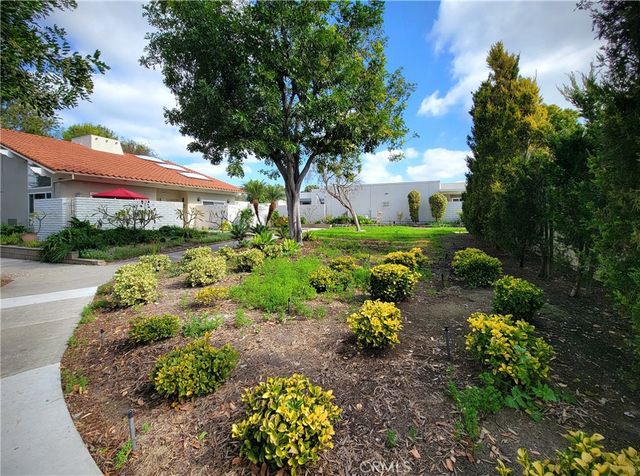 2082 Ronda Granada Unit D D, Laguna Woods, CA 92637