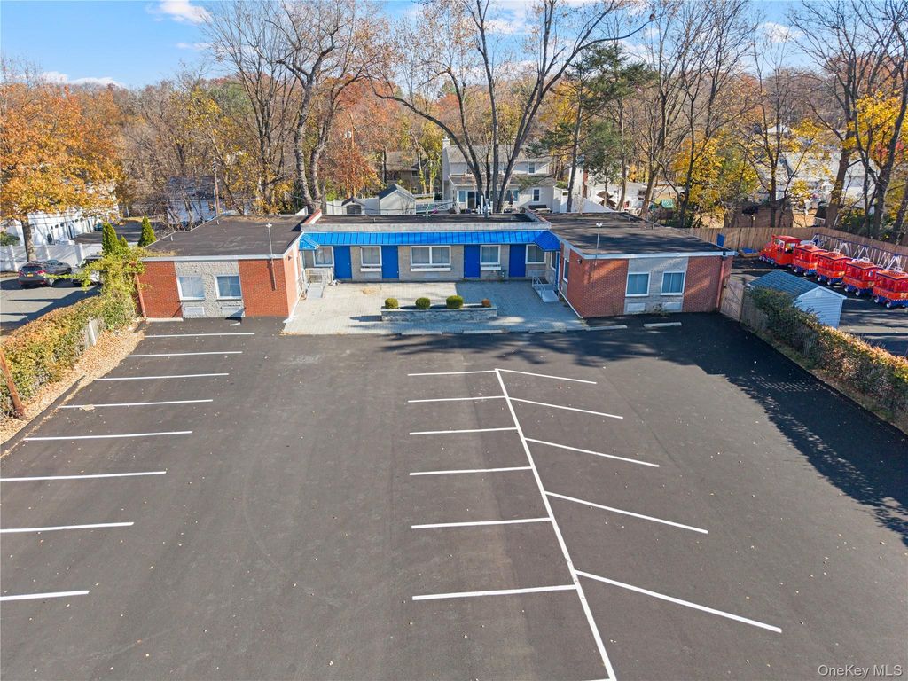 86 Maple Avenue, New City, NY 10956 — photo 3