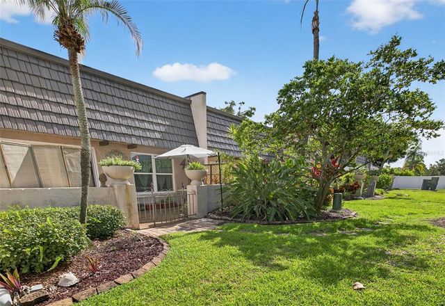 404 CORDOVA GREEN 404, Seminole, FL 33777