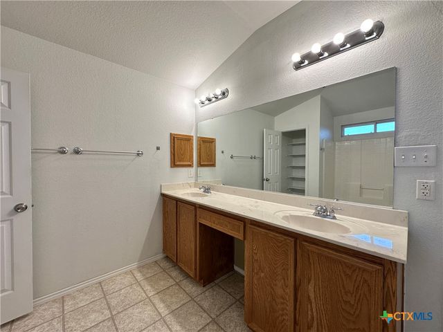 305 Buckskin Trail, Harker Heights, TX 76548