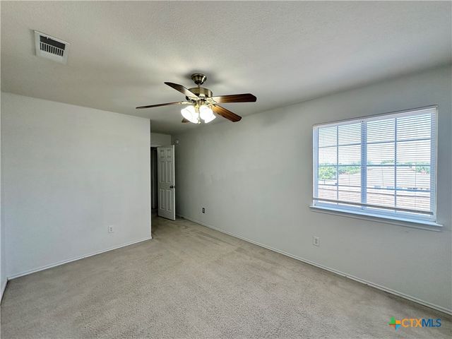 305 Buckskin Trail, Harker Heights, TX 76548