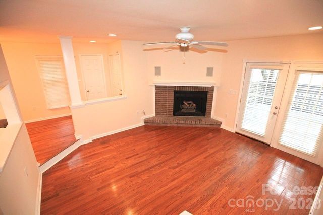 417 W 8th Street G, Charlotte, NC 28202