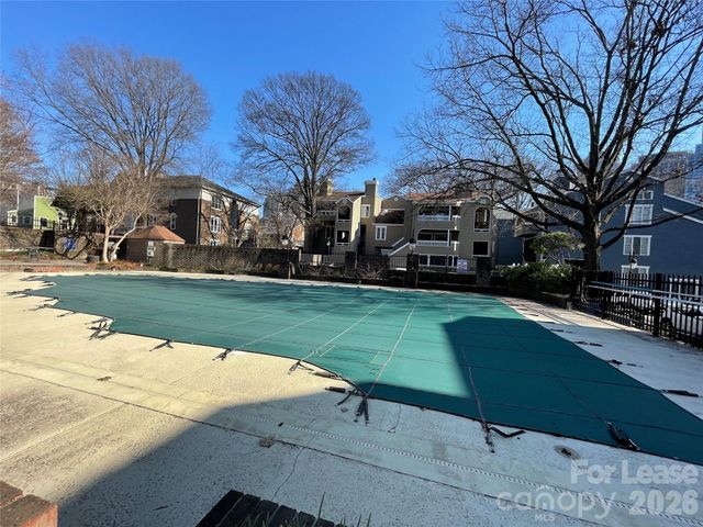 417 W 8th Street G, Charlotte, NC 28202