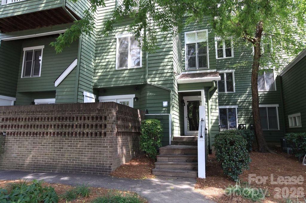 417 W 8th Street G, Charlotte, NC 28202