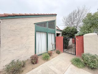 5965 E Shields Avenue # 144, Fresno, CA 93727