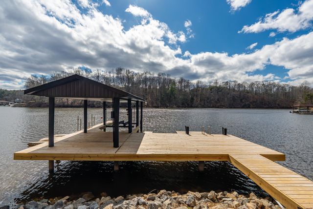 509 Pleasure Point DR, Goodview, VA 24095