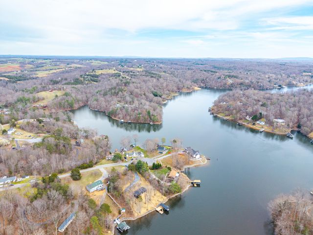 509 Pleasure Point DR, Goodview, VA 24095