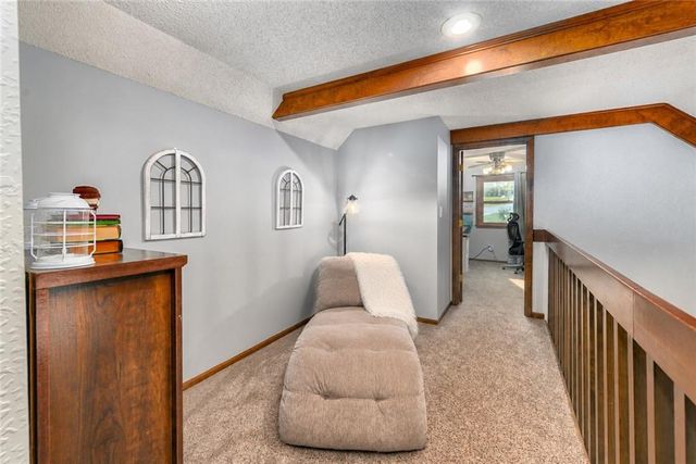 1100 SW 44th Street, Blue Springs, MO 64015