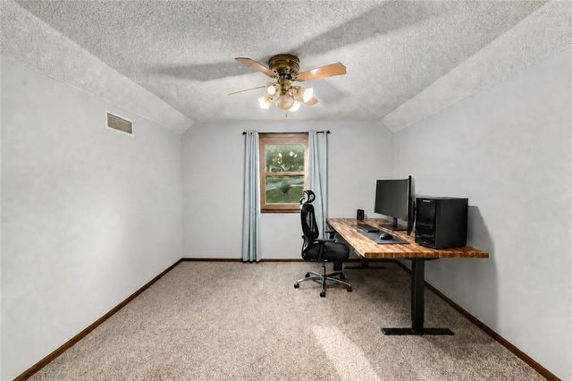 1100 SW 44th Street, Blue Springs, MO 64015