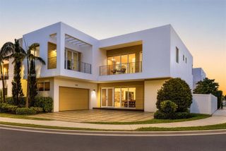 7472 NW 100th Avenue, Doral, FL 33178