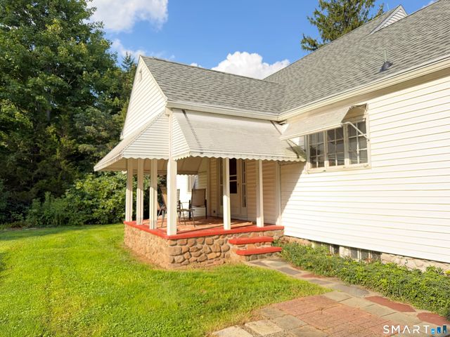 989 North Farms Road, Wallingford, CT 06492