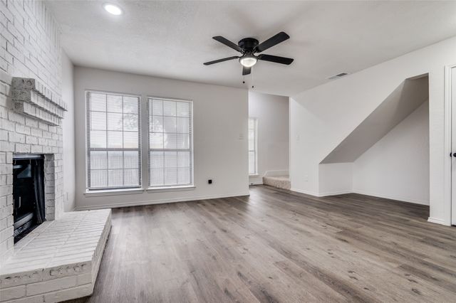 2166 E Arkansas Lane, Arlington, TX 76014