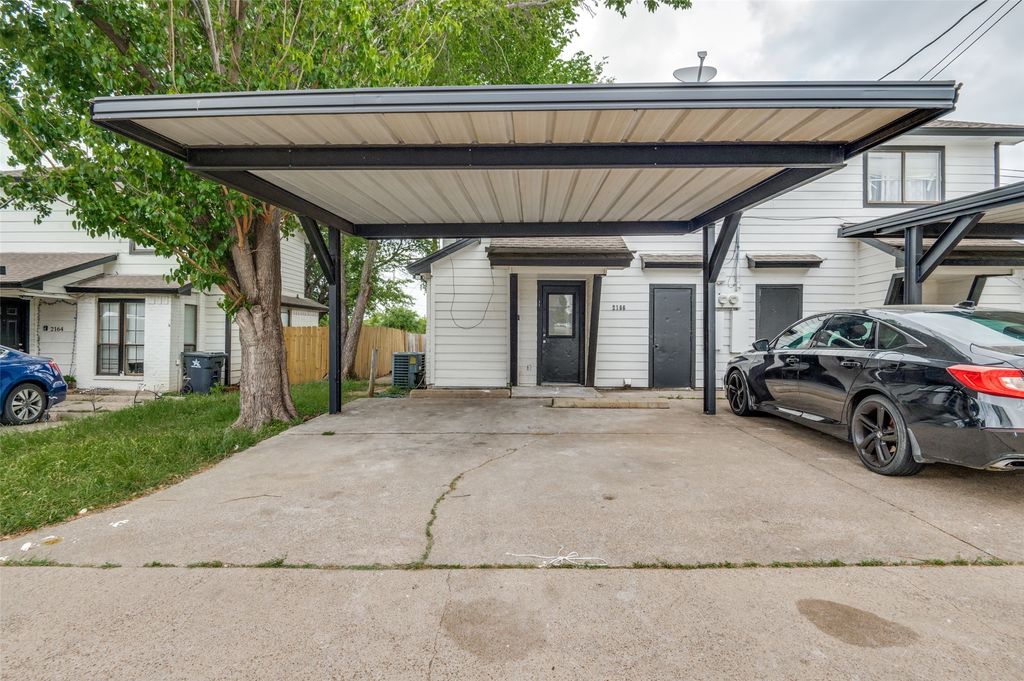 2166 E Arkansas Lane, Arlington, TX 76014